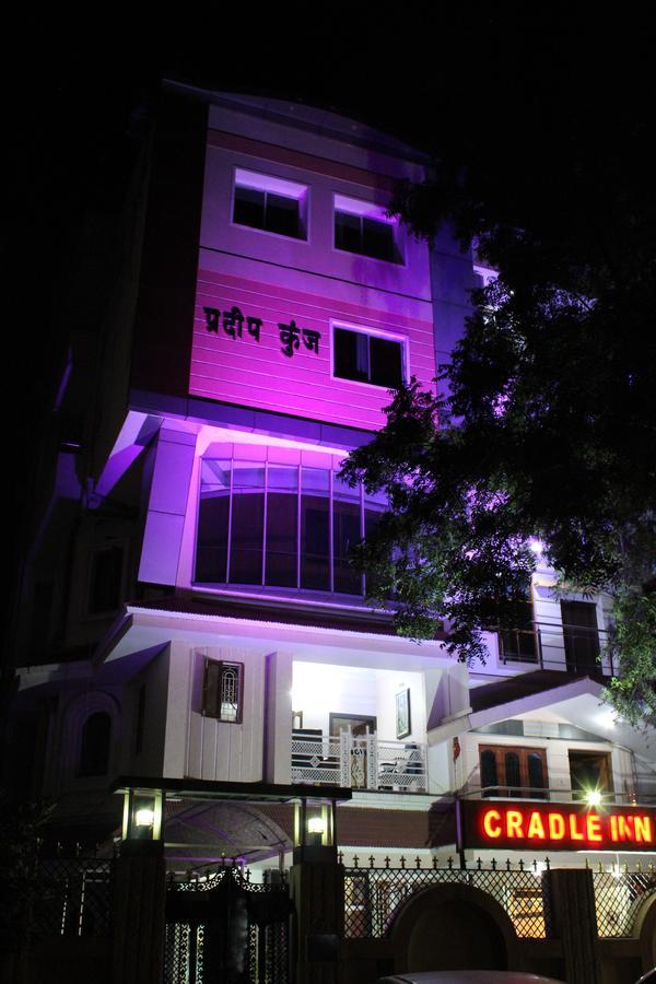 Hotel Cradle Inn รานจี ภายนอก รูปภาพ