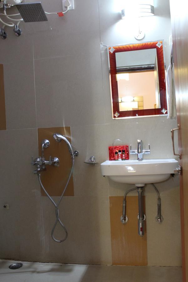 Hotel Cradle Inn รานจี ภายนอก รูปภาพ